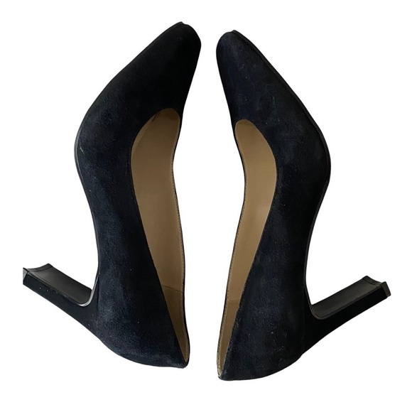 Marc Fisher black suede  pumps size 6 - Picture 3 of 11